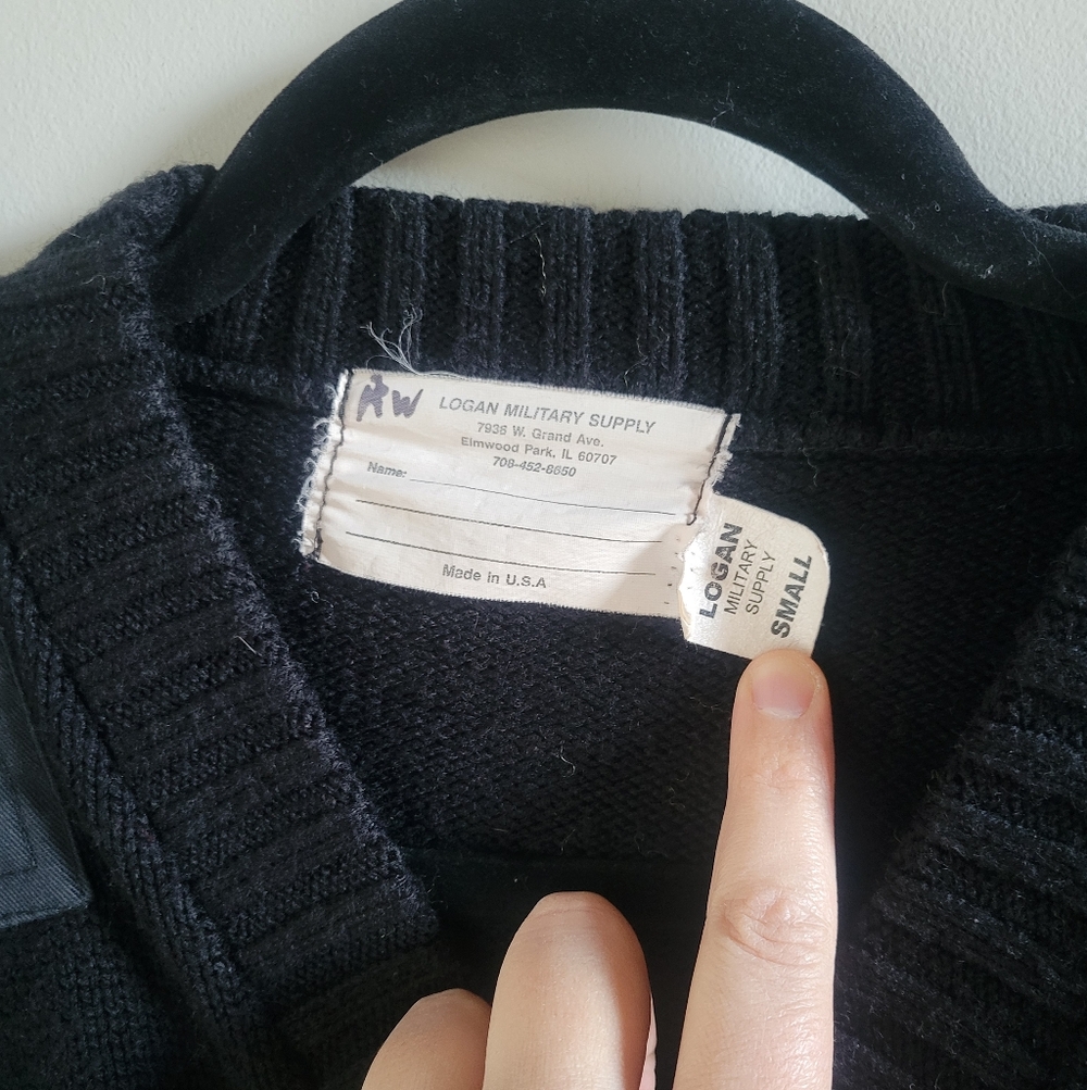 Logan Military Supply Mens Sweater V Neck Commando Patch Black Made in USA Sz Sm - Picture 5 of 13